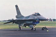 F 16